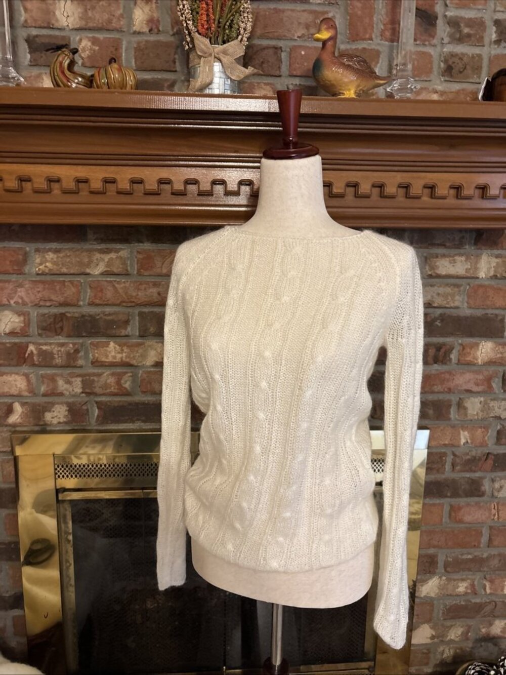 Jcrew Ladies Mohair & Wool White Sweater Size Small - Picture 2 of 6